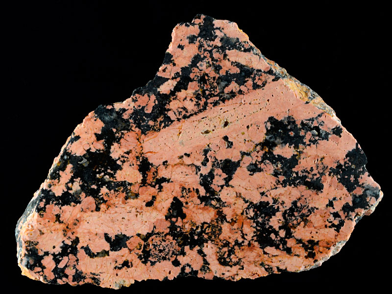 luxullianite wet - width 13.5 cm