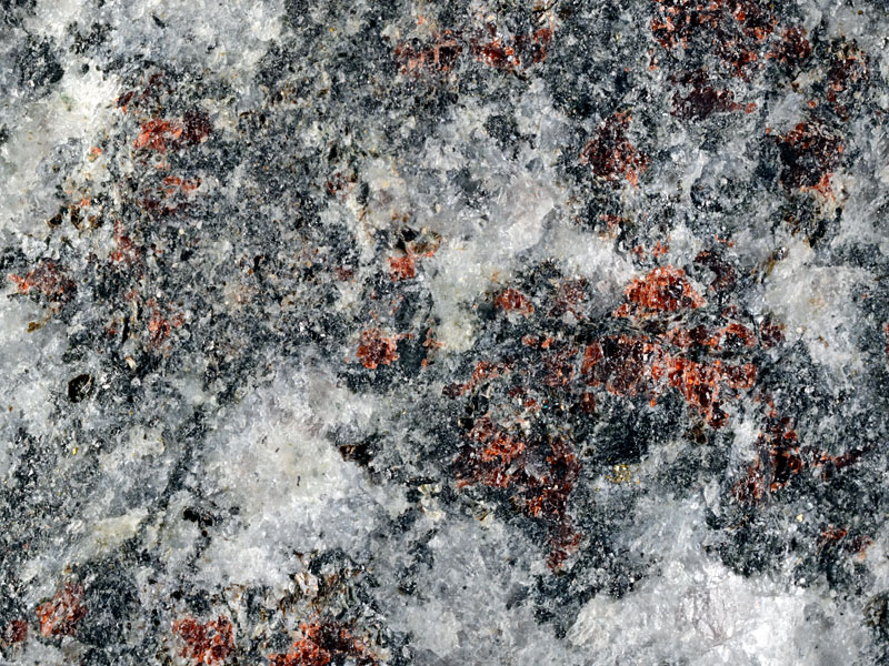 garnet anorthosite - width 3.7 cm