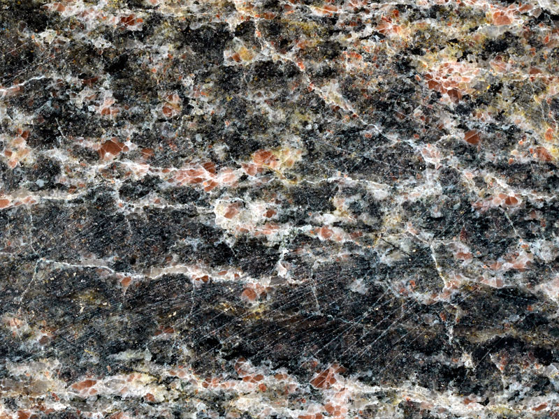 Garnet gneiss - width 3 cm